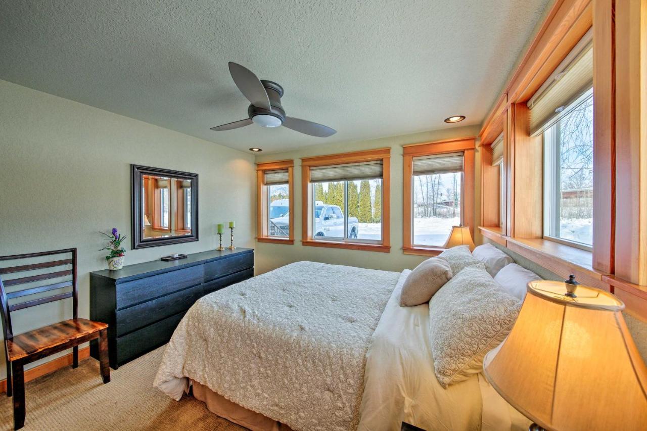 Lake Pend Oreille Condo With Porch And Mountain View! Sandpoint Exteriér fotografie